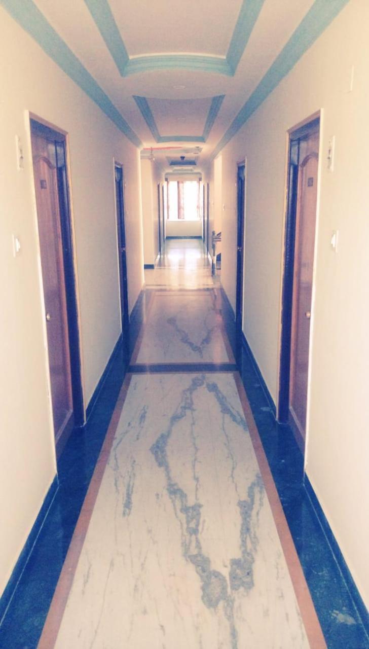 Hotel Rajkamal International Udajpur Exteriér fotografie
