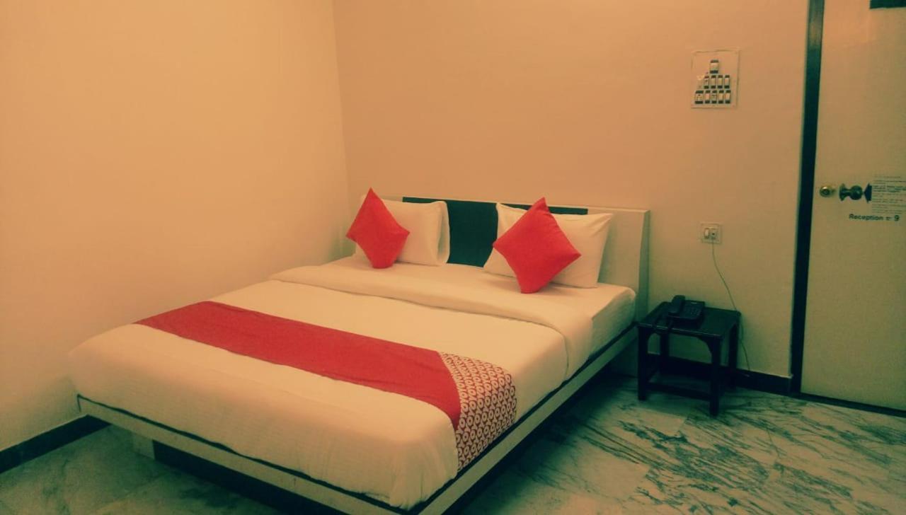 Hotel Rajkamal International Udajpur Exteriér fotografie