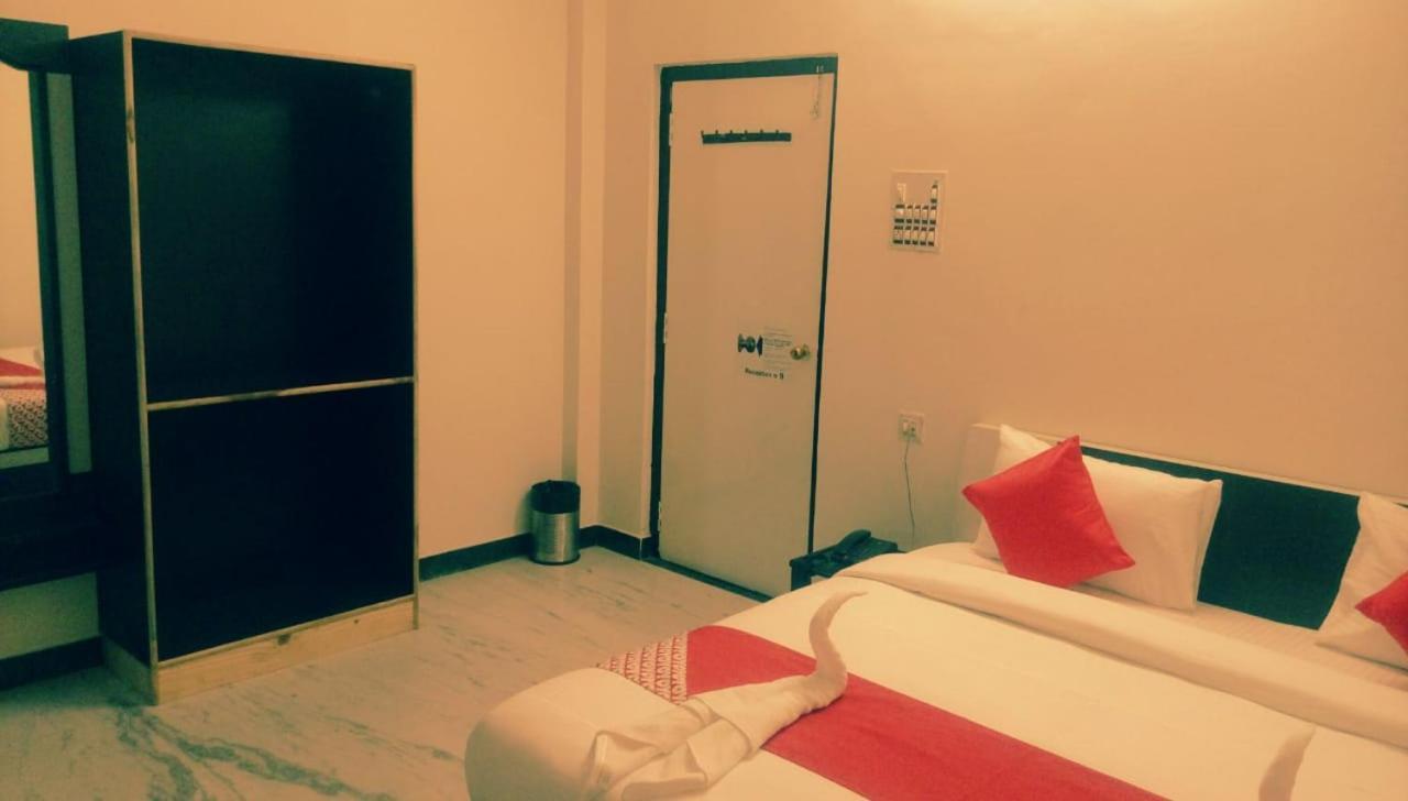 Hotel Rajkamal International Udajpur Exteriér fotografie